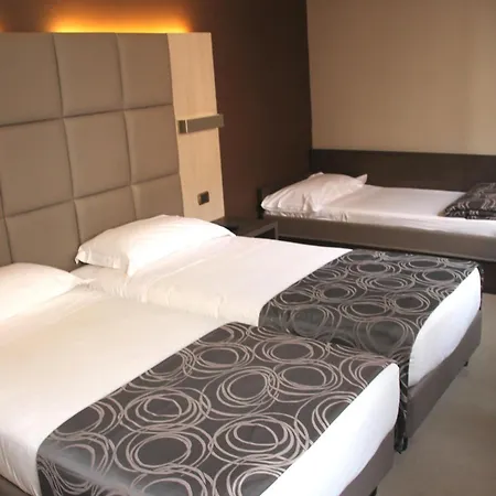 سوبيرغا فندق ميلان