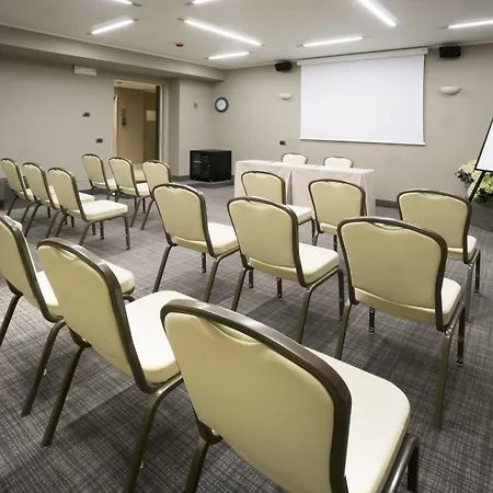 سوبيرغا فندق ميلان